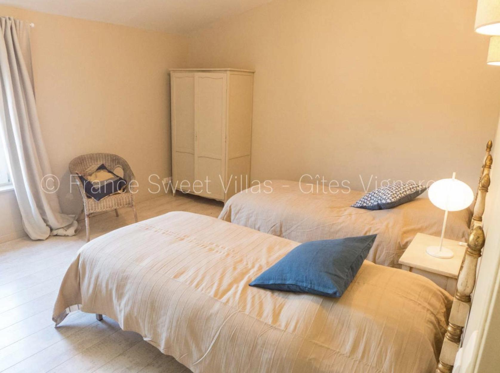 Suite Ou Chambre Privee A La Forge Des Cypres Loupia Exteriér fotografie
